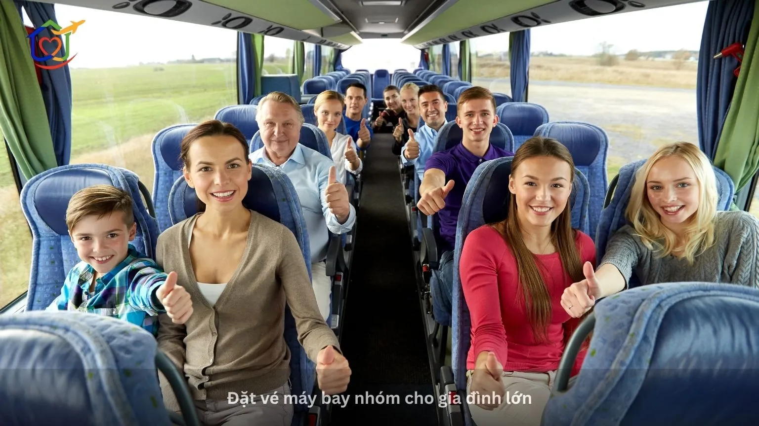 Đặt vé máy bay nhóm cho gia đình lớn
