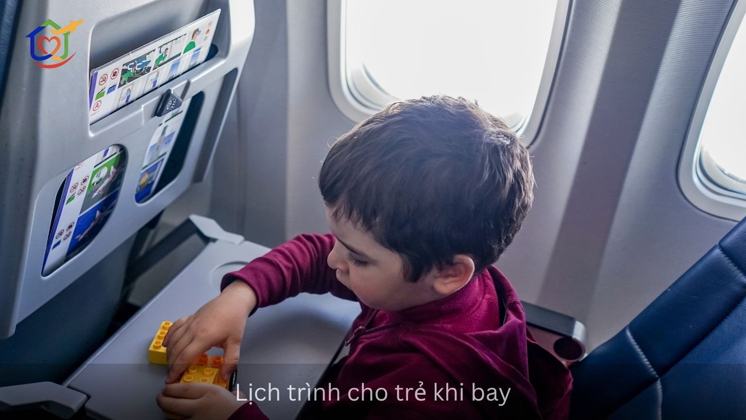 Lịch trình cho trẻ khi bay