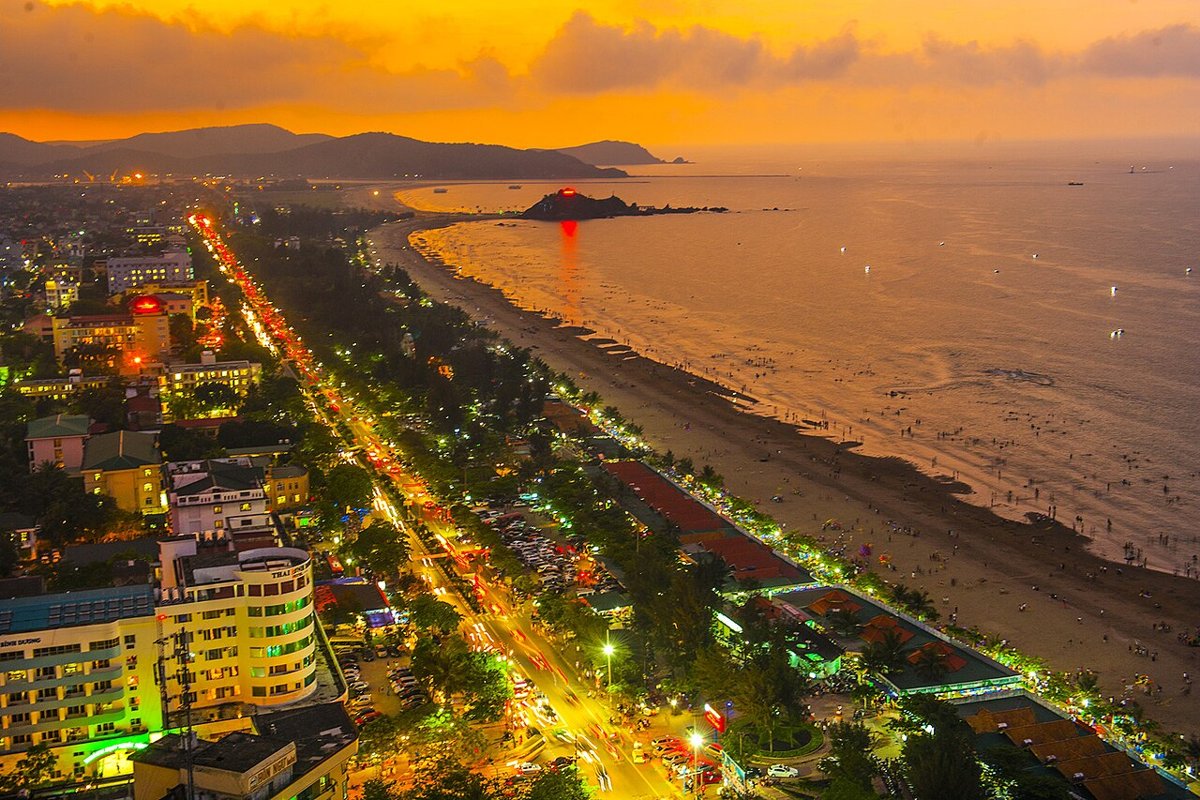 Biển Cửa Lò về đêm, Nghệ An – điểm đến gần thành phố Vinh