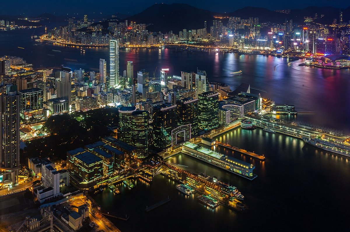 Cảng Victoria, Hồng Kông về đêm – điểm đến khi dùng eSIM Hồng Kông Macau