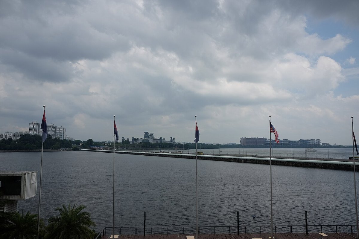 Cầu nối Johor giữa Singapore và Johor Bahru – lưu ý chuyển vùng eSIM khi qua biên giới