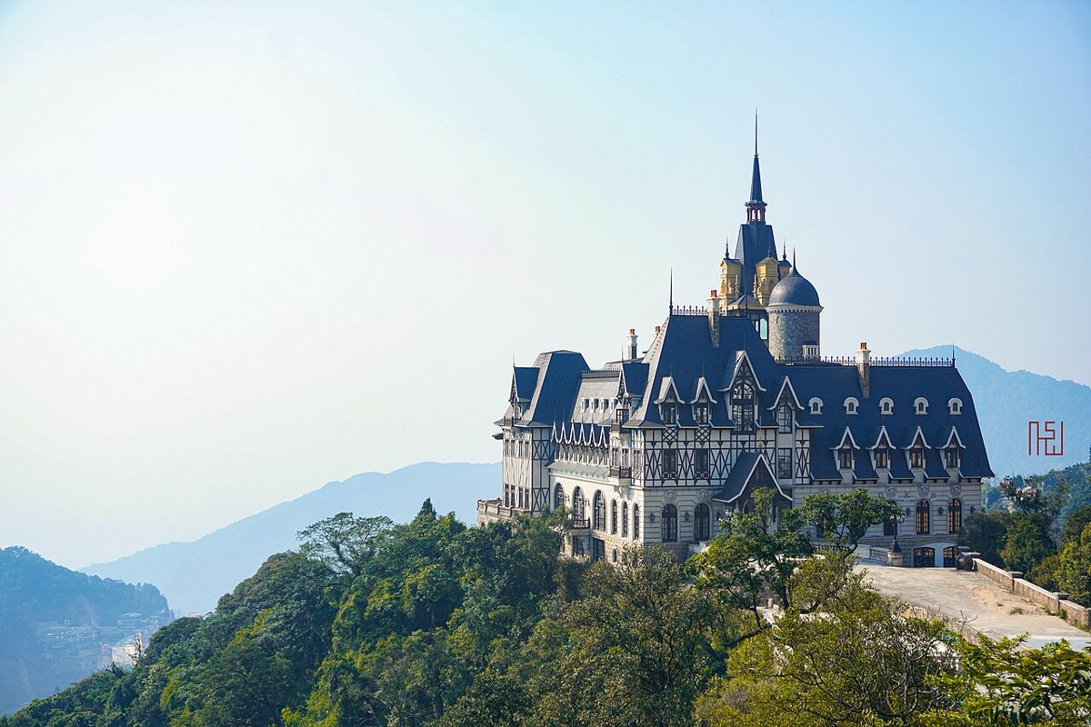 Lâu đài Tam Đảo trên đỉnh núi – điểm check-in nổi tiếng cho gia đình