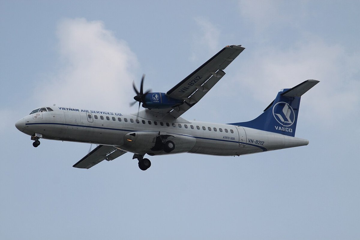 Máy bay cánh quạt ATR72 của VASCO, loại tàu bay khai thác chặng TP.HCM – Rạch Giá