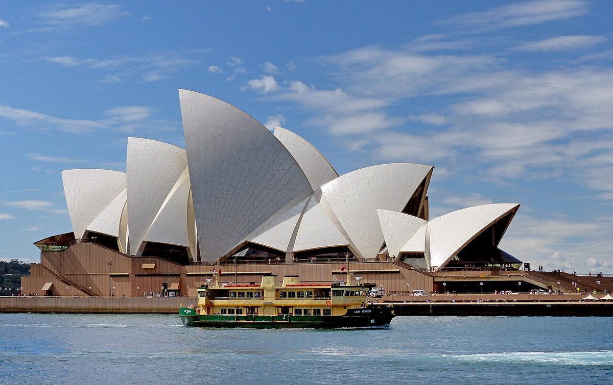 Nhà hát Opera Sydney và phà trên cảng Sydney – lựa chọn hàng đầu cho gia đình lần đầu đến Úc