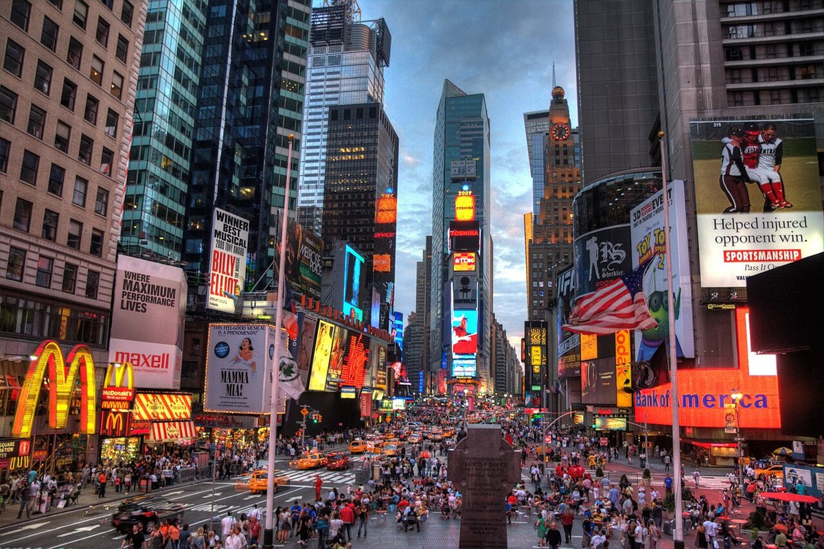 Quảng trường Thời Đại, New York – điểm đến bờ Đông nước Mỹ khi dùng eSIM Mỹ