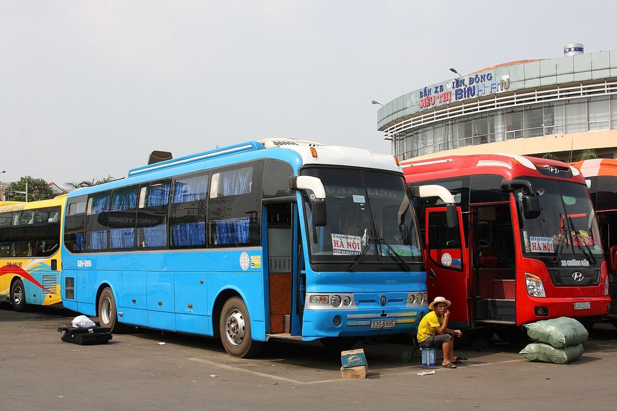 Xe khách giường nằm tại bến xe Miền Đông TP.HCM, lựa chọn tiết kiệm khi đi Buôn Ma Thuột